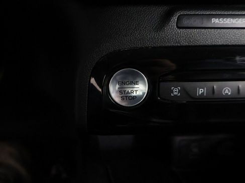 Used 2023 Ford Escape Platinum AWD/4WD image 40