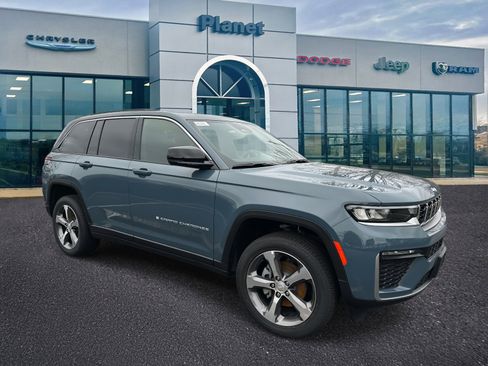 New 2026 Jeep Grand Cherokee Limited AWD/4WD image 1