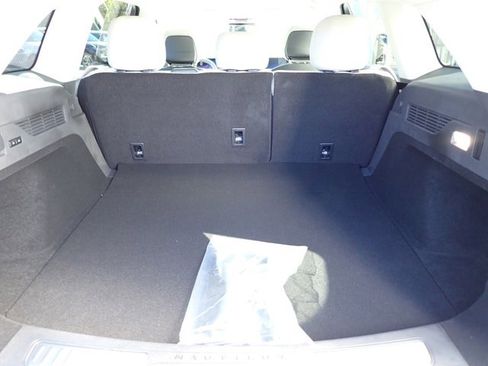 New 2026 Lincoln Nautilus Premier w/ Jet Appearance Package image 13