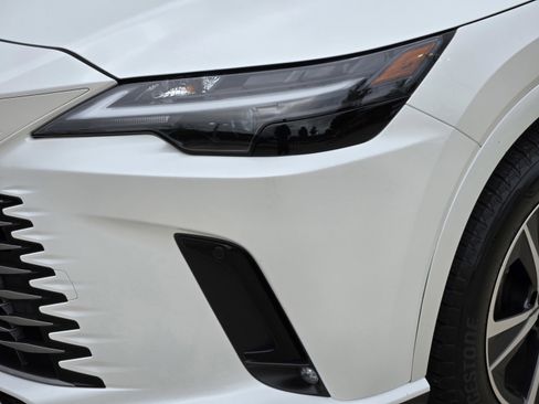Used 2025 Lexus RX 350 Premium w/ Accessory Package (Z1) FWD image 35