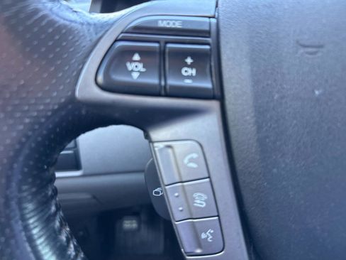 Used 2015 Honda Odyssey Touring Elite image 25