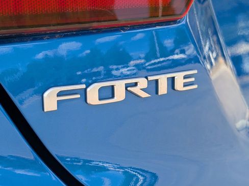 Used 2022 Kia Forte GT w/ GT2 Package FWD image 13