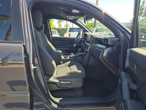 Certified 2026 Toyota 4Runner SR5 AWD/4WD image 10