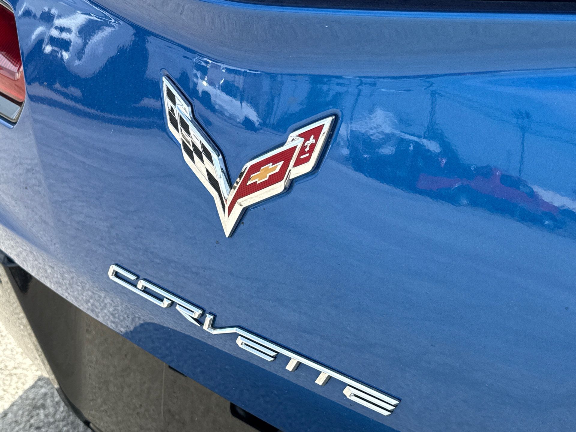 Used 2014 Chevrolet Corvette Stingray Coupe w/ 3LT Preferred Equipment Group RWD image 11