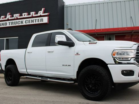 Used 2024 RAM 2500 Laramie AWD/4WD image 3