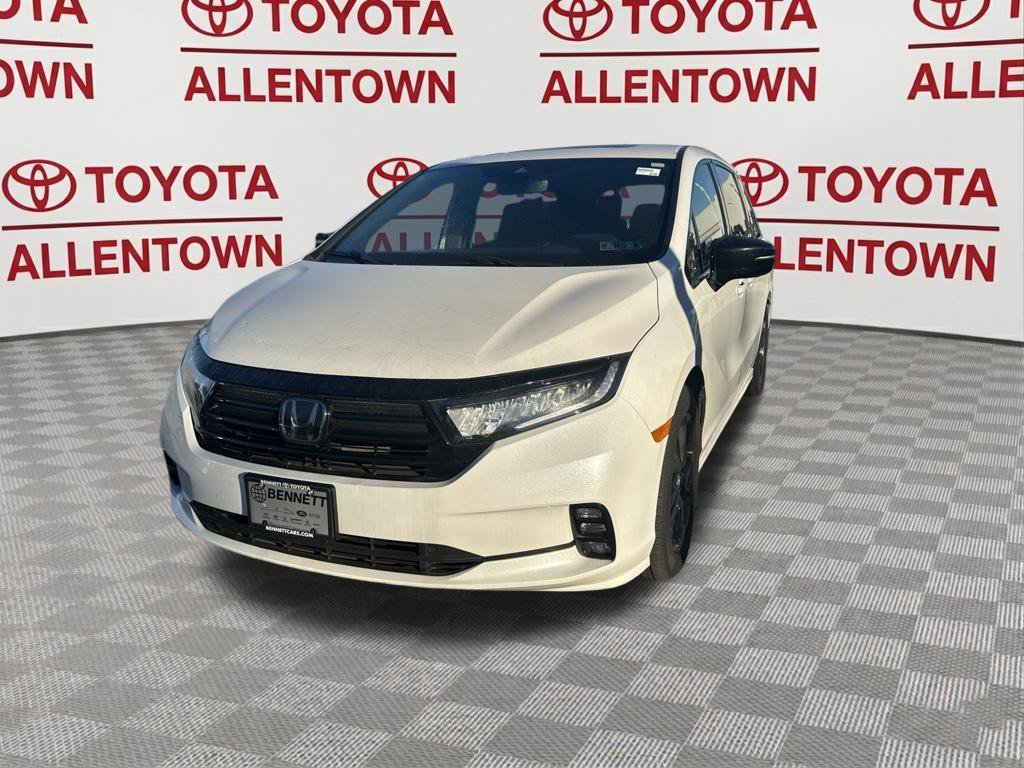 Used 2023 Honda Odyssey Sport image 4