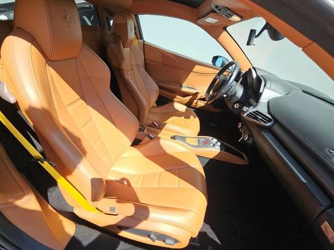 Used 2010 Ferrari 458 Italia Coupe RWD image 11
