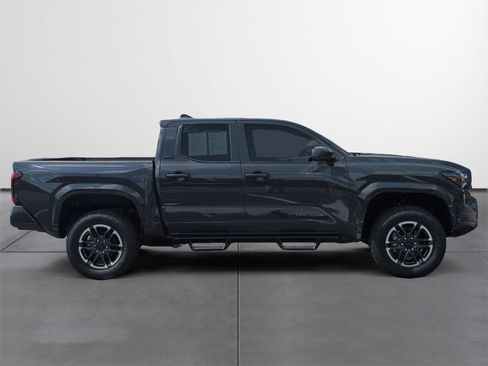 Certified 2024 Toyota Tacoma SR5 AWD/4WD image 6
