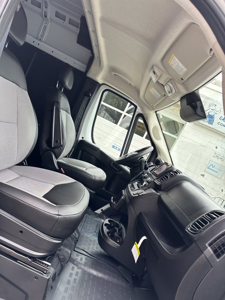 Used 2026 RAM ProMaster 2500 w/ Convenience Group FWD image 30
