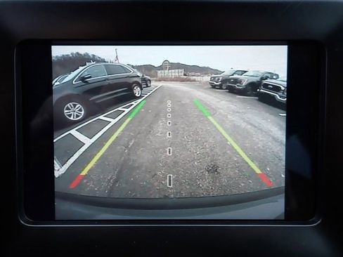 Used 2021 Jeep Cherokee Latitude Plus w/ Mopar Interior Package image 27