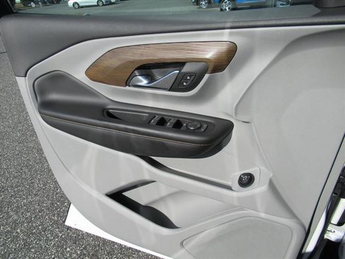 Used 2018 GMC Terrain SLE w/ Driver Convenience Package image 27