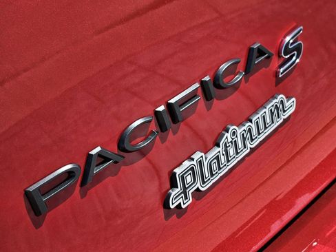 New 2026 Chrysler Pacifica Select w/ S Appearance Package image 13