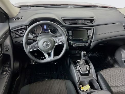 Used 2019 Nissan Rogue SV image 22