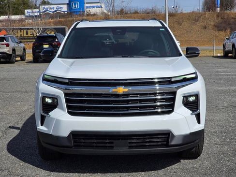 New 2026 Chevrolet Traverse LT w/ Sun and Wheel Package image 17