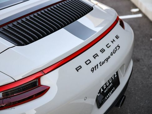 Used 2019 Porsche 911 Targa 4 GTS AWD/4WD image 15