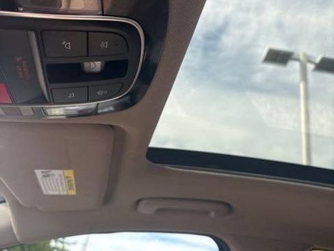 Used 2023 Hyundai Santa Fe SEL w/ Premium Package AWD/4WD image 25