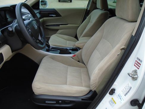 Used 2013 Honda Accord EX image 9