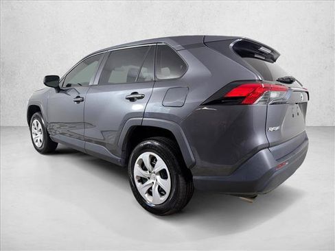 Used 2024 Toyota RAV4 LE AWD/4WD image 5