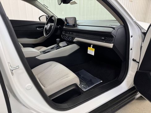 New 2025 Honda Accord SE image 23