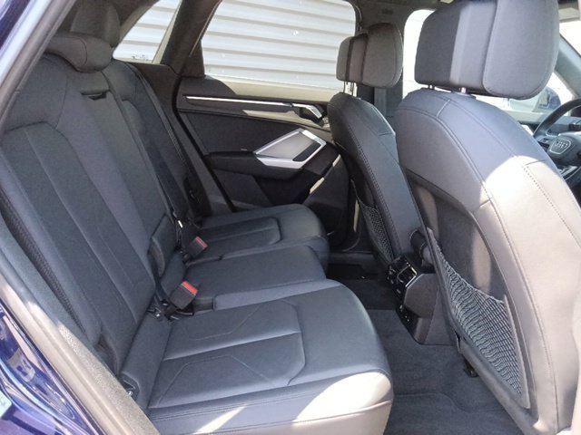 Used 2025 Audi Q3 2.0T Premium AWD/4WD image 32