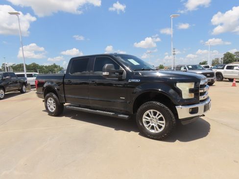 Used 2016 Ford F150 Lariat w/ Equipment Group 501A Mid AWD/4WD image 7