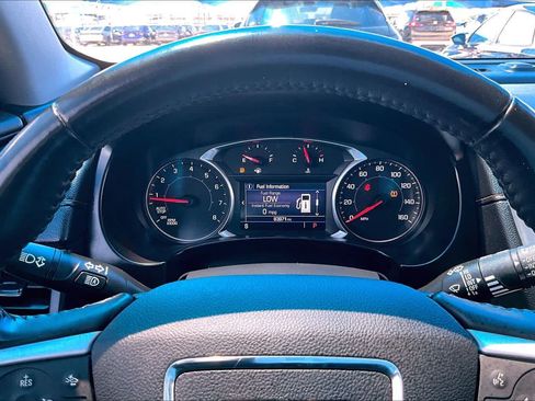Used 2020 GMC Terrain SLE FWD image 25