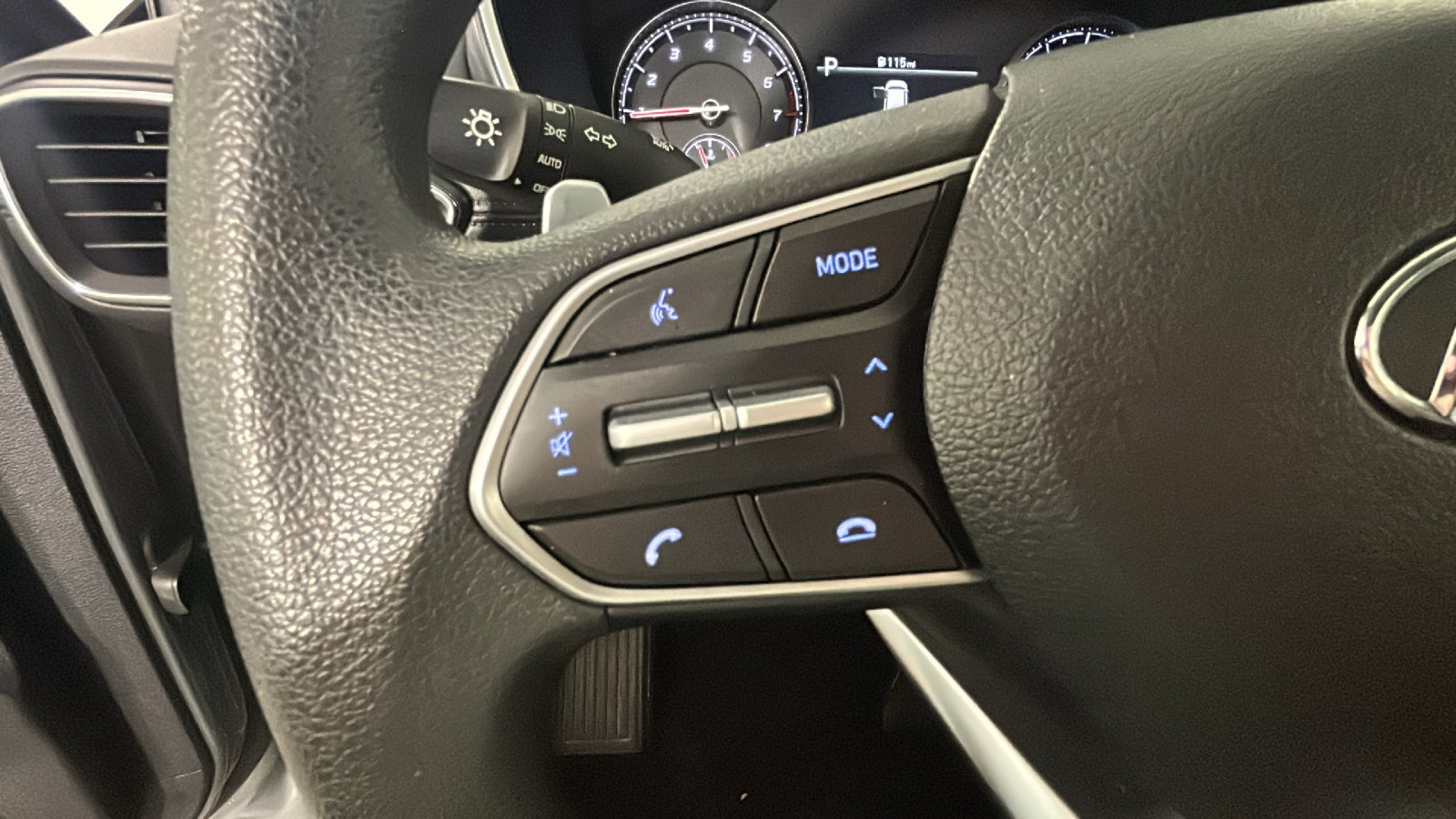 Certified 2023 Hyundai Santa Fe SE FWD image 21