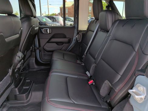 Used 2026 Jeep Wrangler Unlimited Rubicon 392 w/ Quick Order Package 27X Moab AWD/4WD image 6