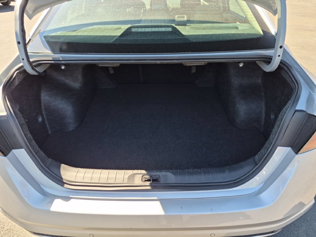 Used 2025 Nissan Altima 2.5 SV FWD image 29