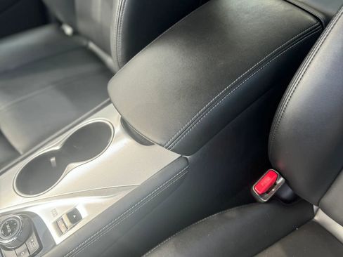 Used 2021 INFINITI Q50 Luxe image 23