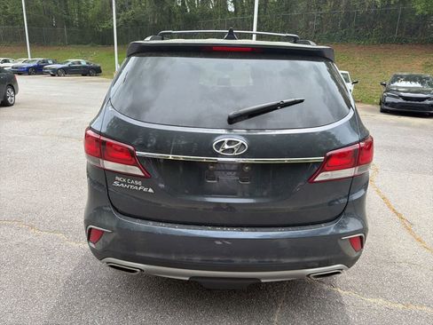 Used 2017 Hyundai Santa Fe SE w/ SE Premium Package 02 image 10