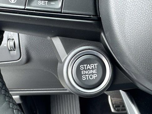 New 2026 Alfa Romeo Giulia w/ Driving Assist Package RWD image 17