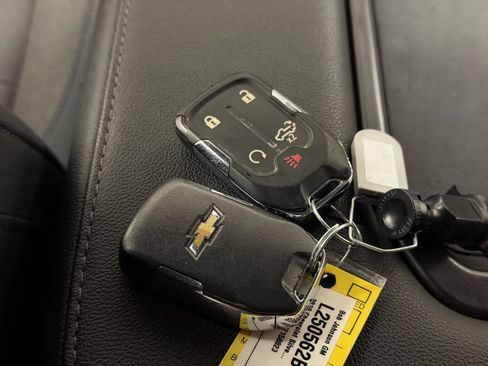 Certified 2019 Chevrolet Silverado 1500 LT w/ All-Star Edition image 53