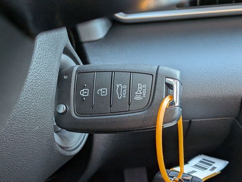 New 2026 Hyundai Elantra SE image 13