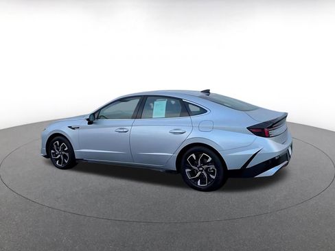 Used 2025 Hyundai Sonata SEL image 4