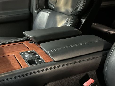 Used 2022 Lincoln Navigator Reserve image 21