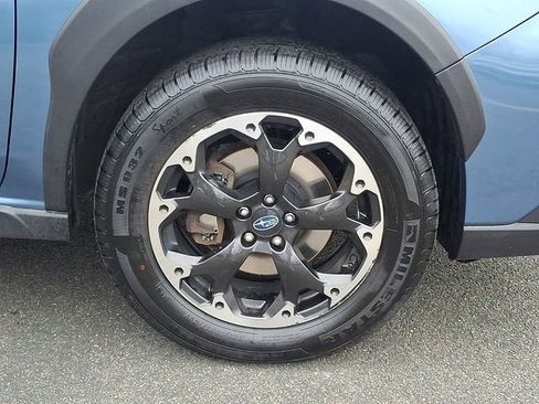 Used 2022 Subaru Crosstrek 2.0i Premium image 8
