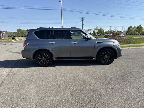 Used 2020 Nissan Armada Platinum w/ Captain's Chairs Package RWD image 4