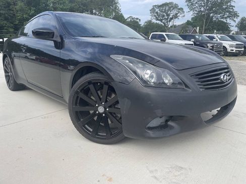 Used 2010 INFINITI G37 x Coupe w/ Premium Pkg AWD/4WD image 1