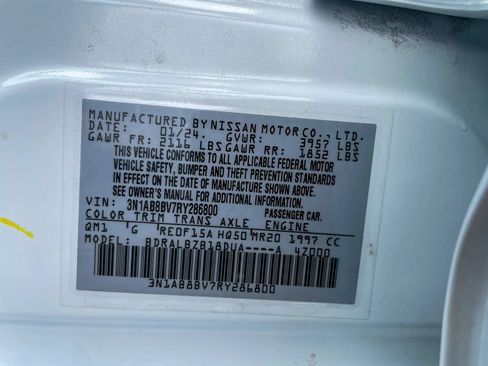 Used 2024 Nissan Sentra S FWD image 40