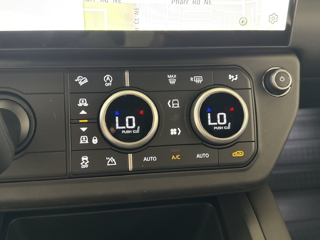 New 2026 Land Rover Defender 110 AWD/4WD image 22