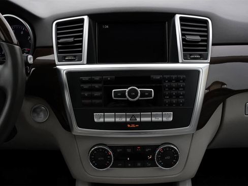 Used 2015 Mercedes-Benz ML 350 2WD image 12