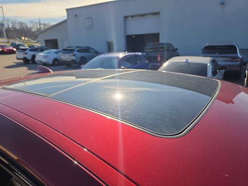 Used 2021 BMW X4 M40i w/ Executive Package image 3