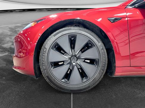 Used 2025 Tesla Model 3 Long Range AWD/4WD image 29