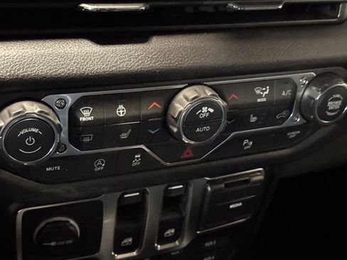 New 2026 Jeep Wrangler Sport AWD/4WD image 15