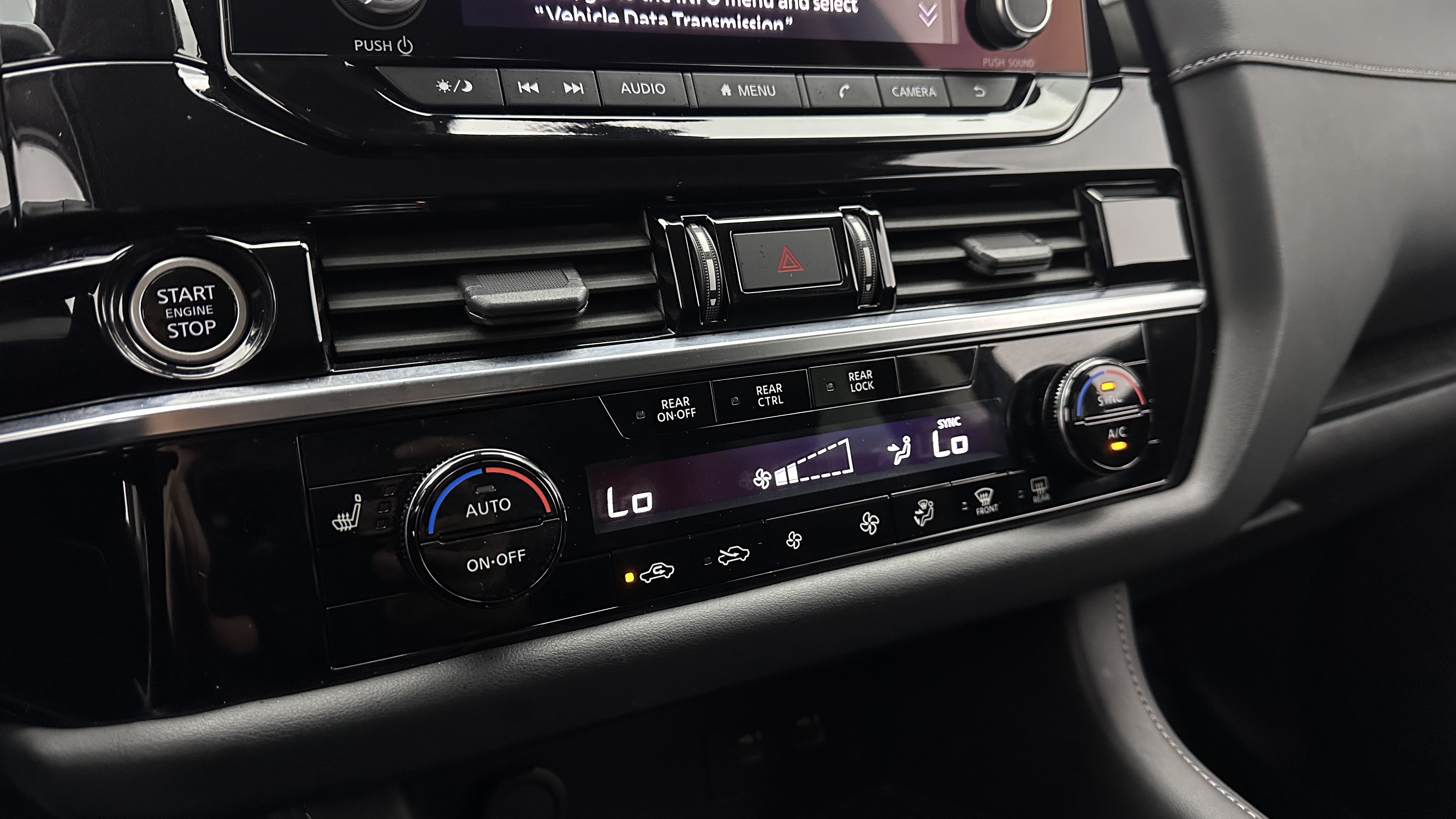 Used 2023 Nissan Pathfinder SV FWD image 17