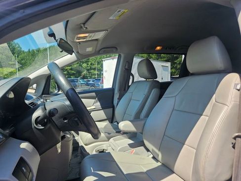 Used 2016 Honda Odyssey LX image 22