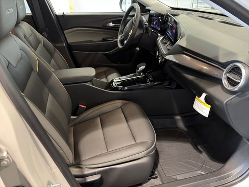 New 2026 Chevrolet Trax ACTIV w/ Driver Confidence Package image 13