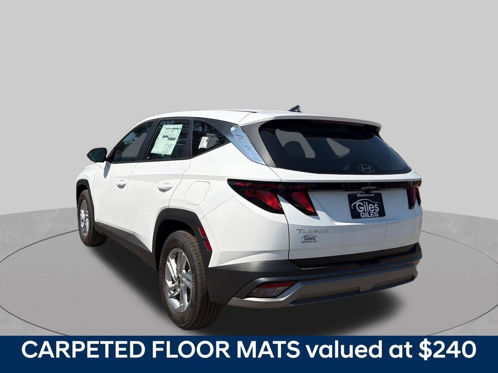 New 2026 Hyundai Tucson SE FWD image 3