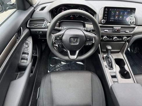 Used 2022 Honda Accord LX image 19